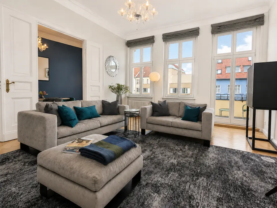 4 Zimmer Wohnung mit 140 m² in Berlin – Bild 1