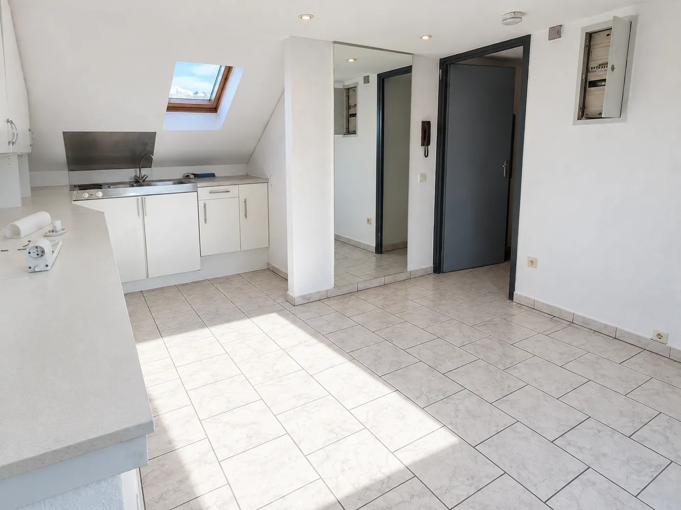 1 room apartment with 17 m² in Aachen – Photo 2