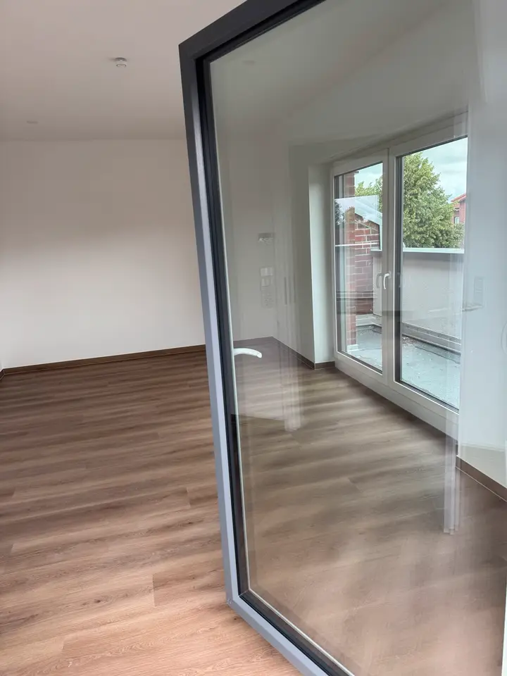 4 Zimmer Wohnung mit 150 m² in Emden – Bild 1