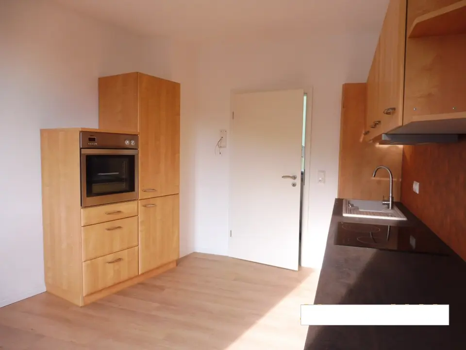 2 Zimmer Wohnung mit 37 m² in Greiz – Bild 2