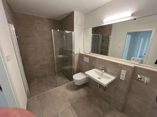 4 Zimmer Wohnung mit 108 m² in Düsseldorf – Bild 9