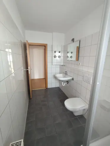 2 room apartment with 90 m² in Ludwigshafen am Rhein – Photo 2