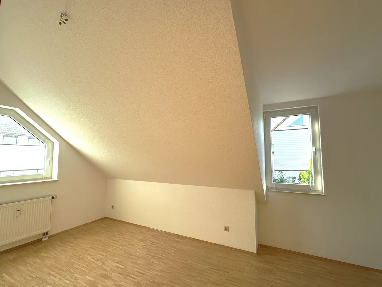 5 Zimmer Wohnung mit 154 m² in Halle (Saale) – Bild 3