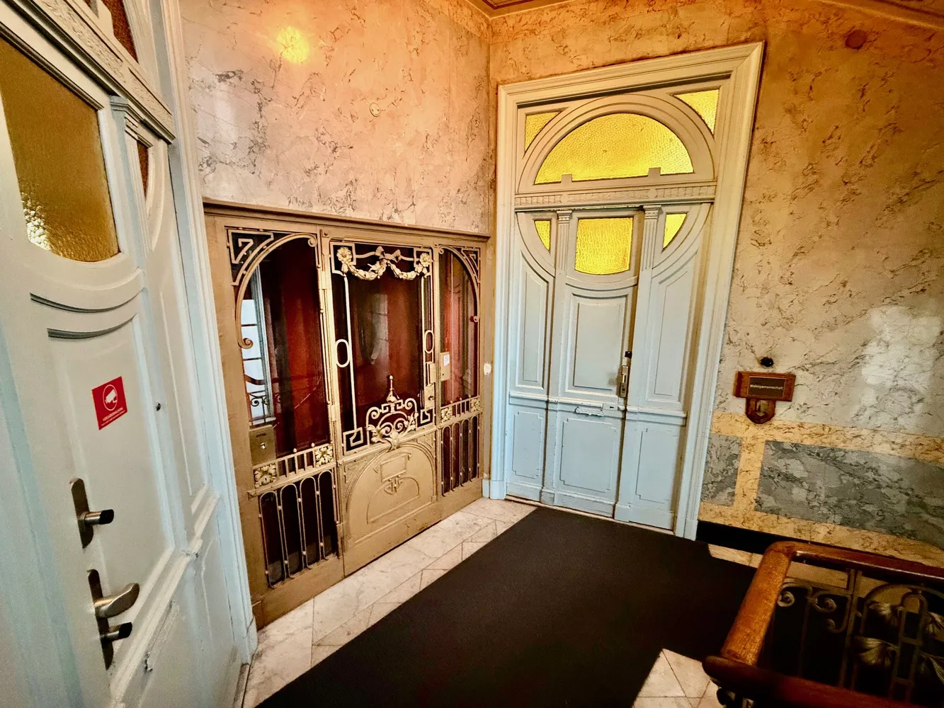 5 Zimmer Wohnung mit 211 m² in Berlin – Bild 12