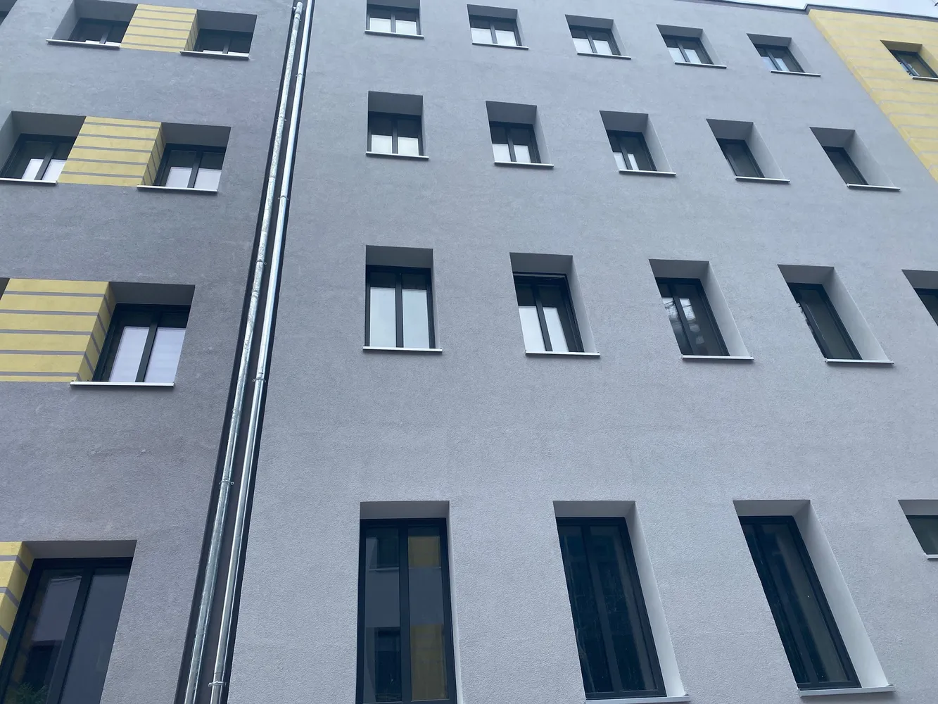 5 Zimmer Wohnung mit 128 m² in Halle (Saale) – Bild 1