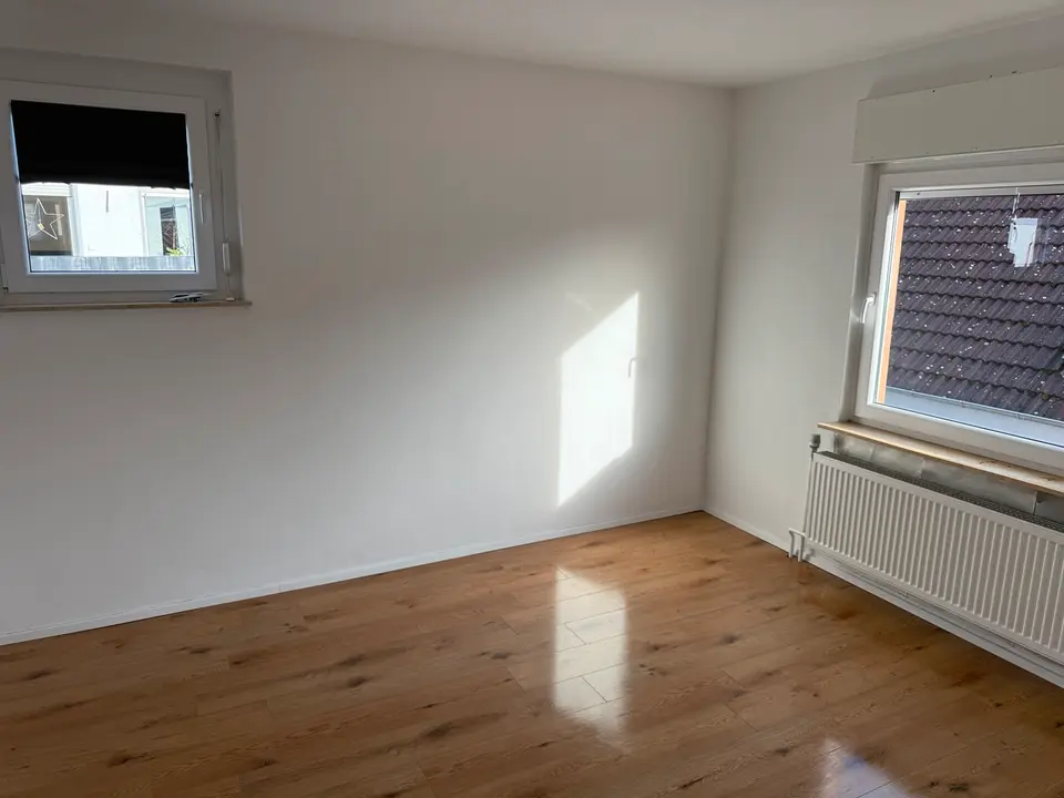 6 Zimmer Wohnung mit 140 m² in Heppenheim – Bild 2