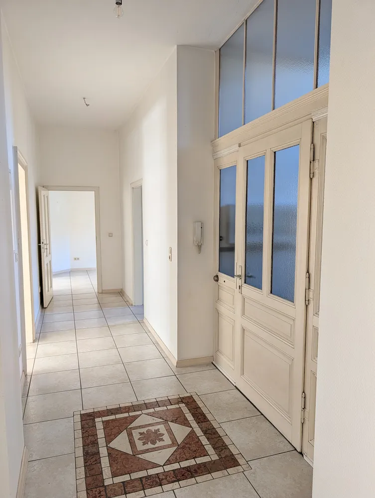 4 room apartment with 99 m² in Frankfurt am Main – Photo 2
