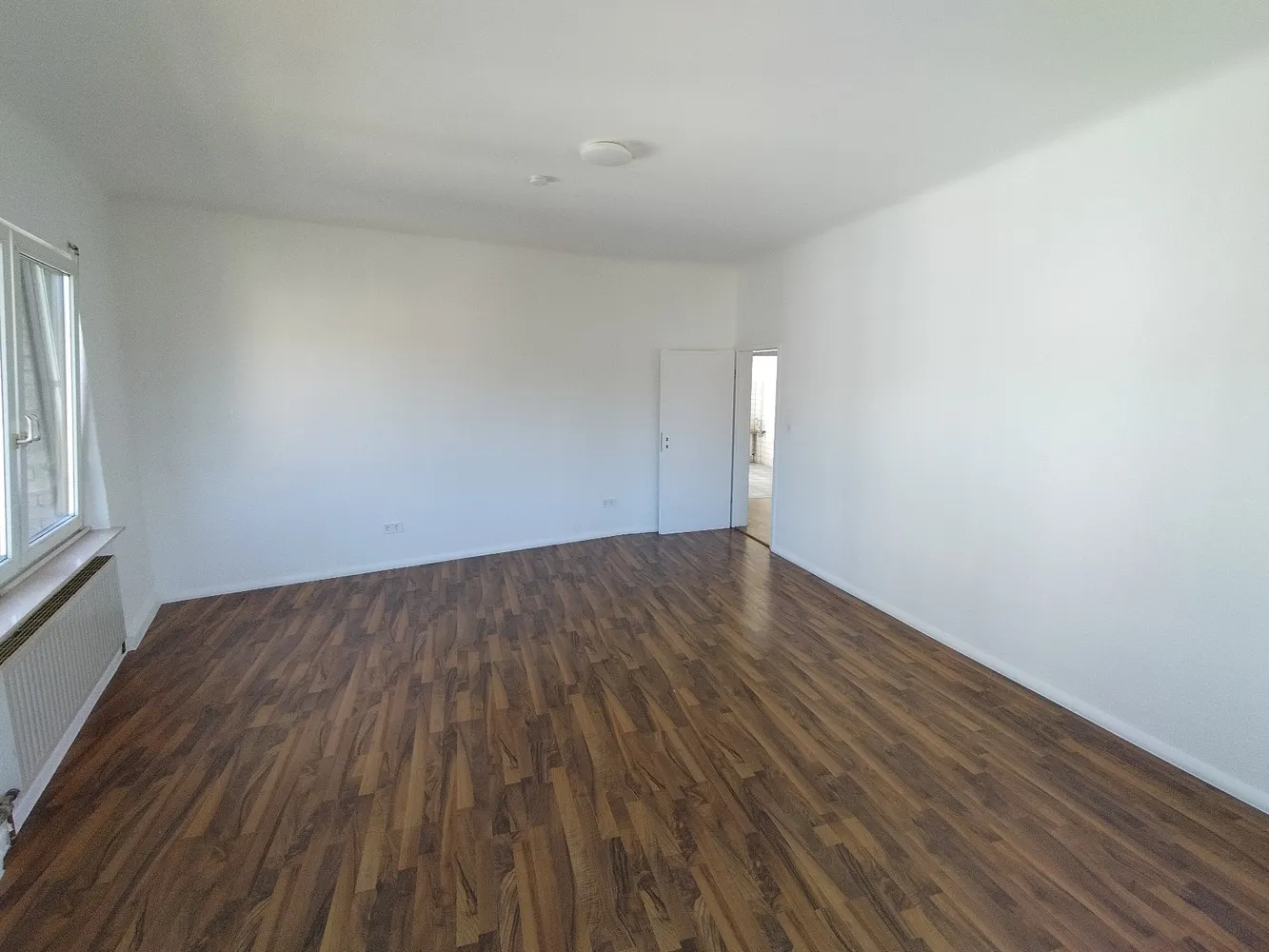 5 Zimmer Wohnung mit 118 m² in Stuttgart – Bild 1