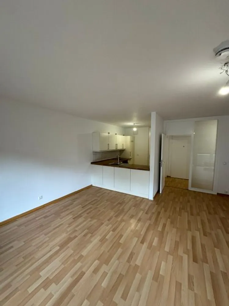 2 Zimmer Wohnung mit 81 m² in Hamburg – Bild 3