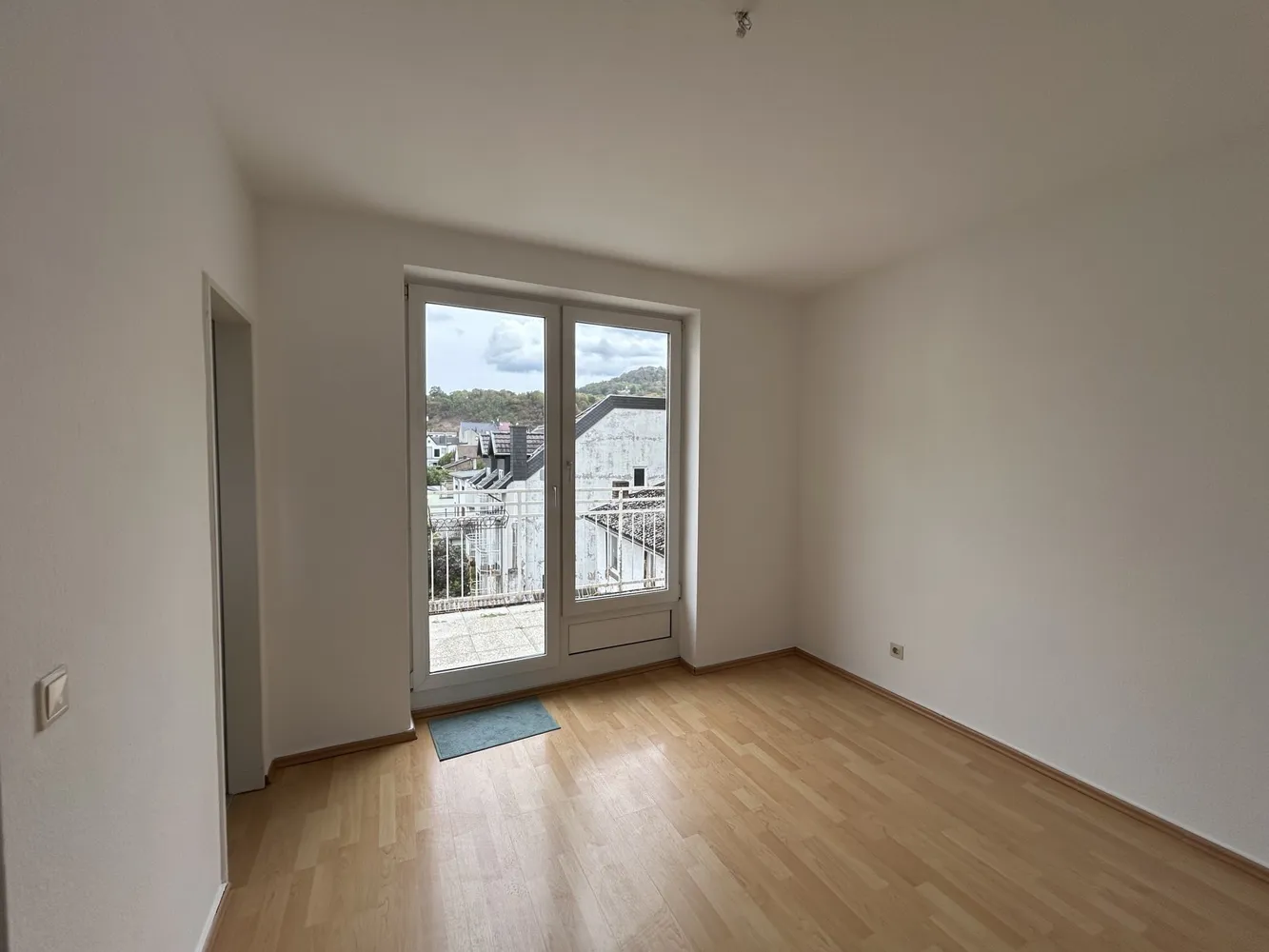 2 room apartment with 62 m² in Königswinter – Photo 1