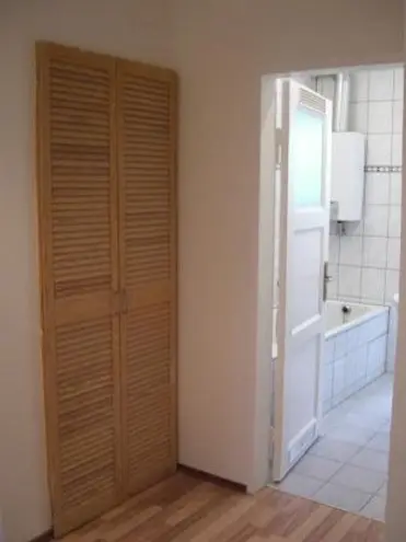 2 Zimmer Wohnung mit 57 m² in Köln – Bild 4