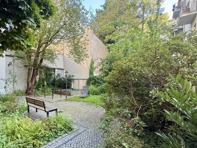 2 Zimmer Wohnung mit 81 m² in Berlin – Bild 7