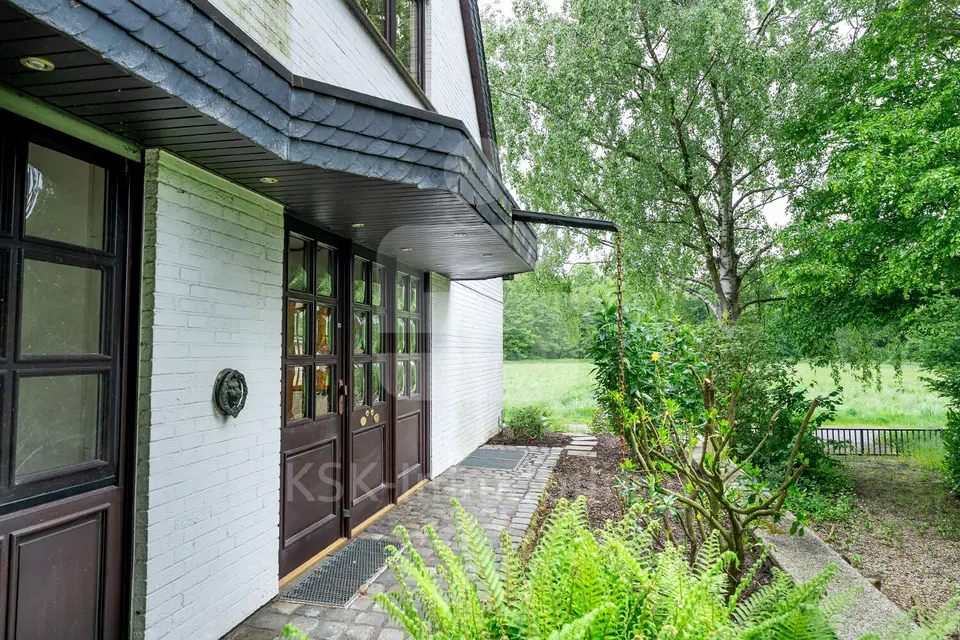 8 Zimmer Haus mit 243 m² in Grevenbroich – Bild 4
