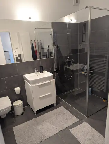 4 Zimmer Wohnung mit 94 m² in Frankfurt am Main – Bild 12