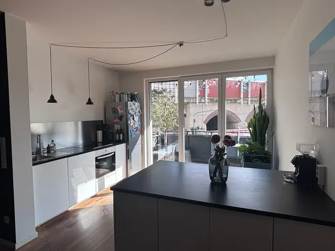 3 Zimmer Wohnung mit 100 m² in Köln – Bild 2