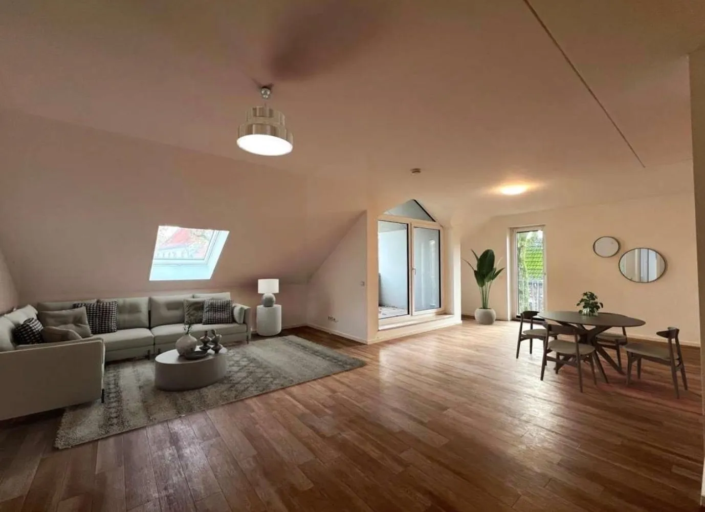 3 Zimmer Wohnung mit 118 m² in Köln – Bild 1