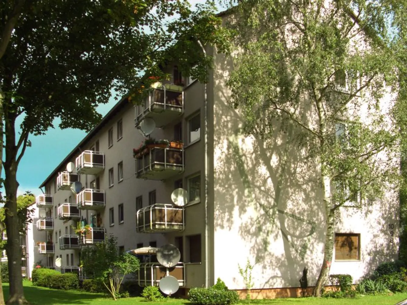 4 Zimmer Wohnung mit 77 m² in Frankfurt am Main – Bild 1