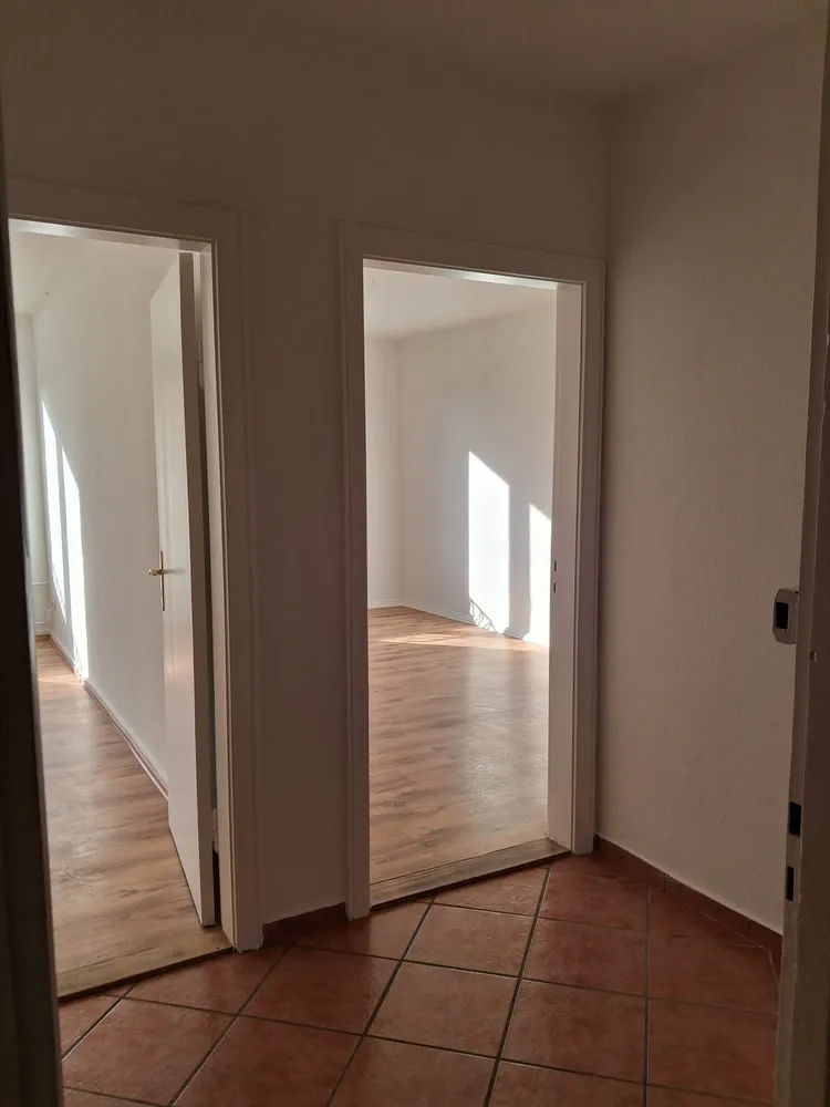 2 Zimmer Wohnung mit 38 m² in Heide – Bild 2