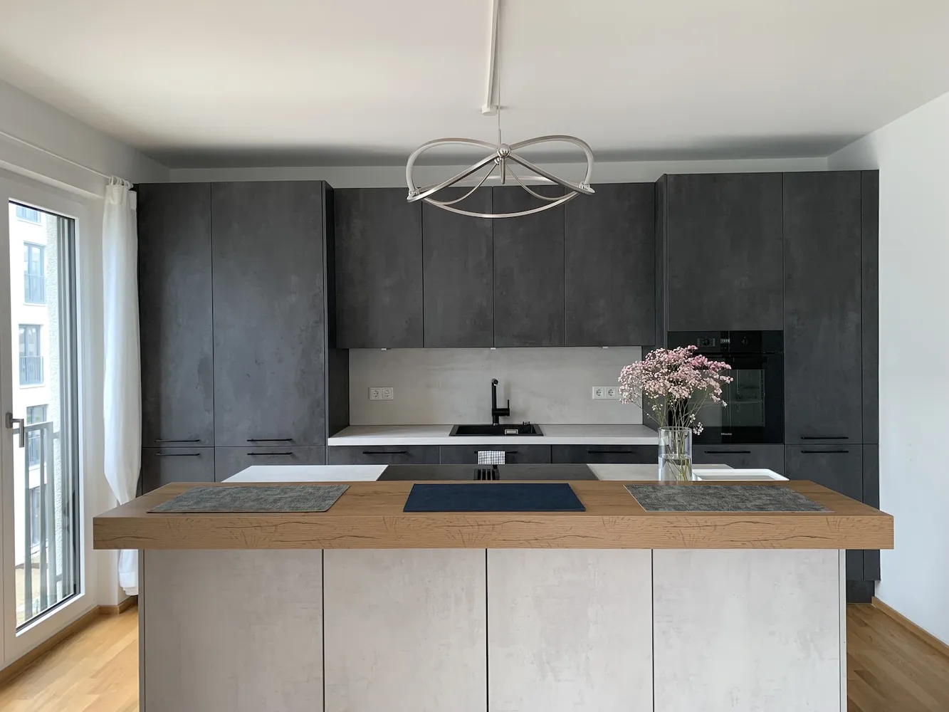 3 Zimmer Wohnung mit 77 m² in München – Bild 1