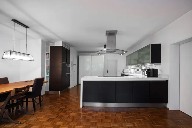 4 Zimmer Wohnung mit 118 m² in Düsseldorf – Bild 5