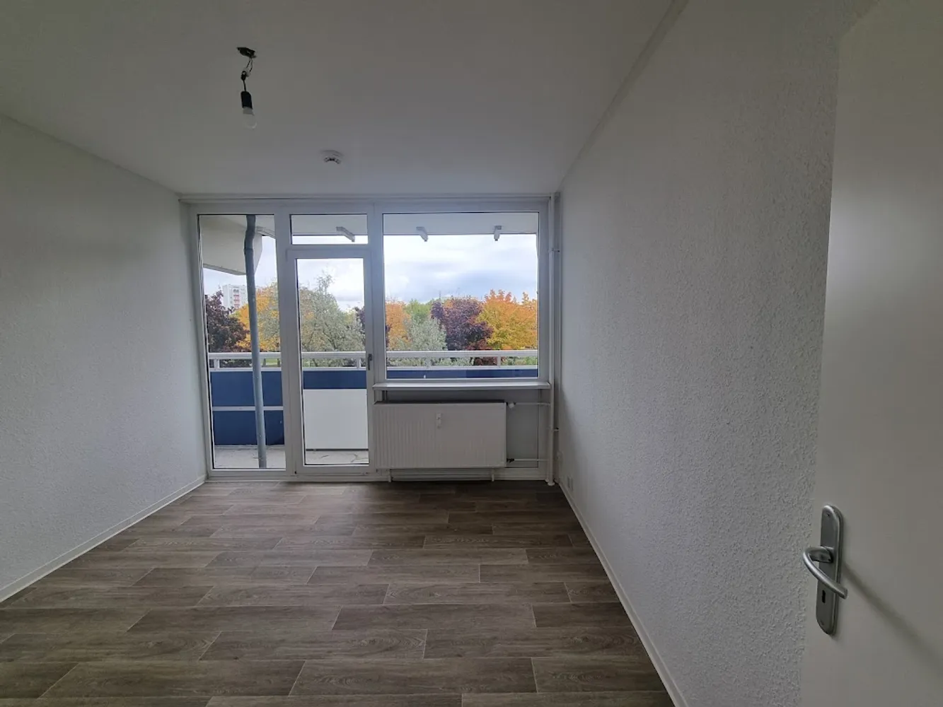 4 Zimmer Wohnung mit 80 m² in Halle (Saale) – Bild 1