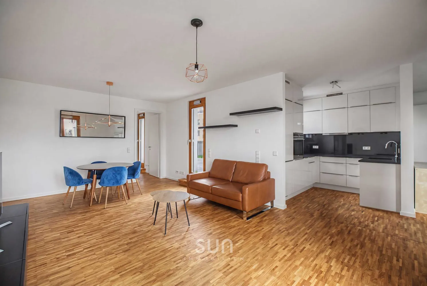 2 room apartment with 88 m² in Frankfurt am Main – Photo 5