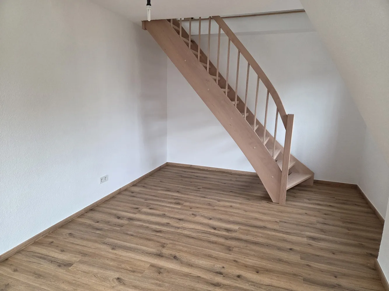 2 room apartment with 58 m² in Troisdorf – Photo 8