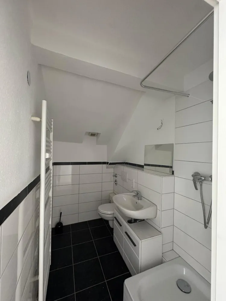 3 room apartment with 70 m² in Düsseldorf – Photo 8