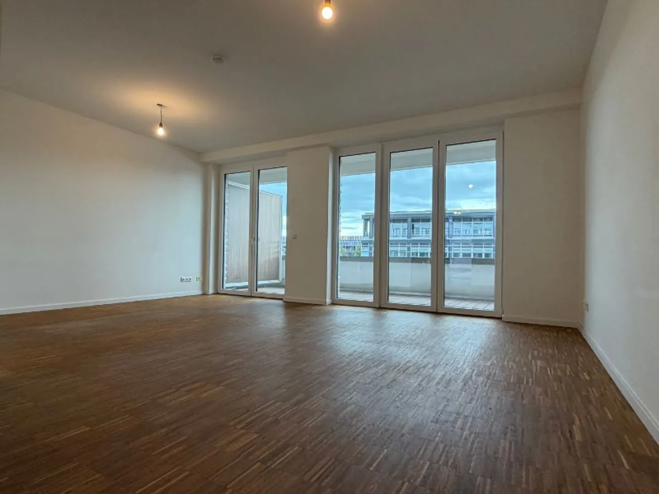 1 Zimmer Wohnung mit 57 m² in Hamburg – Bild 1