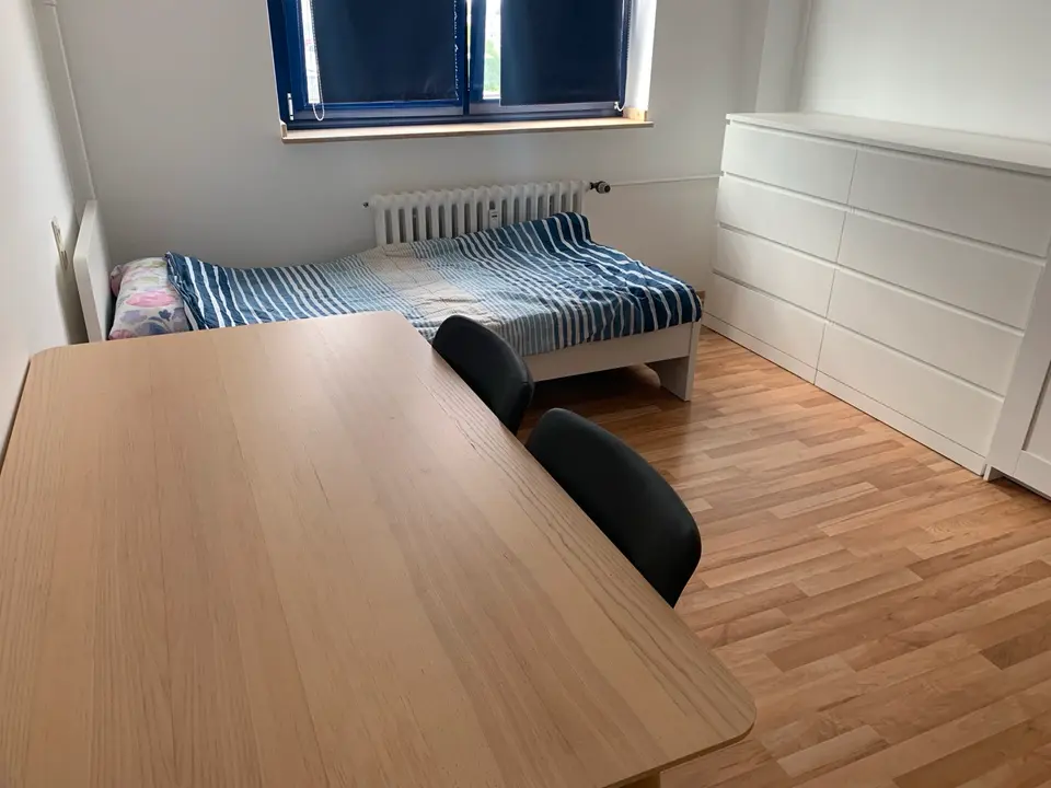 WG-Zimmer mit 20 m² in Aachen – Bild 3