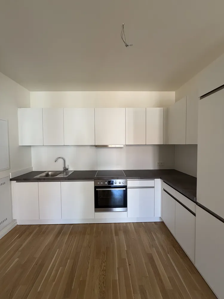 2 Zimmer Wohnung mit 89 m² in Dresden – Bild 2