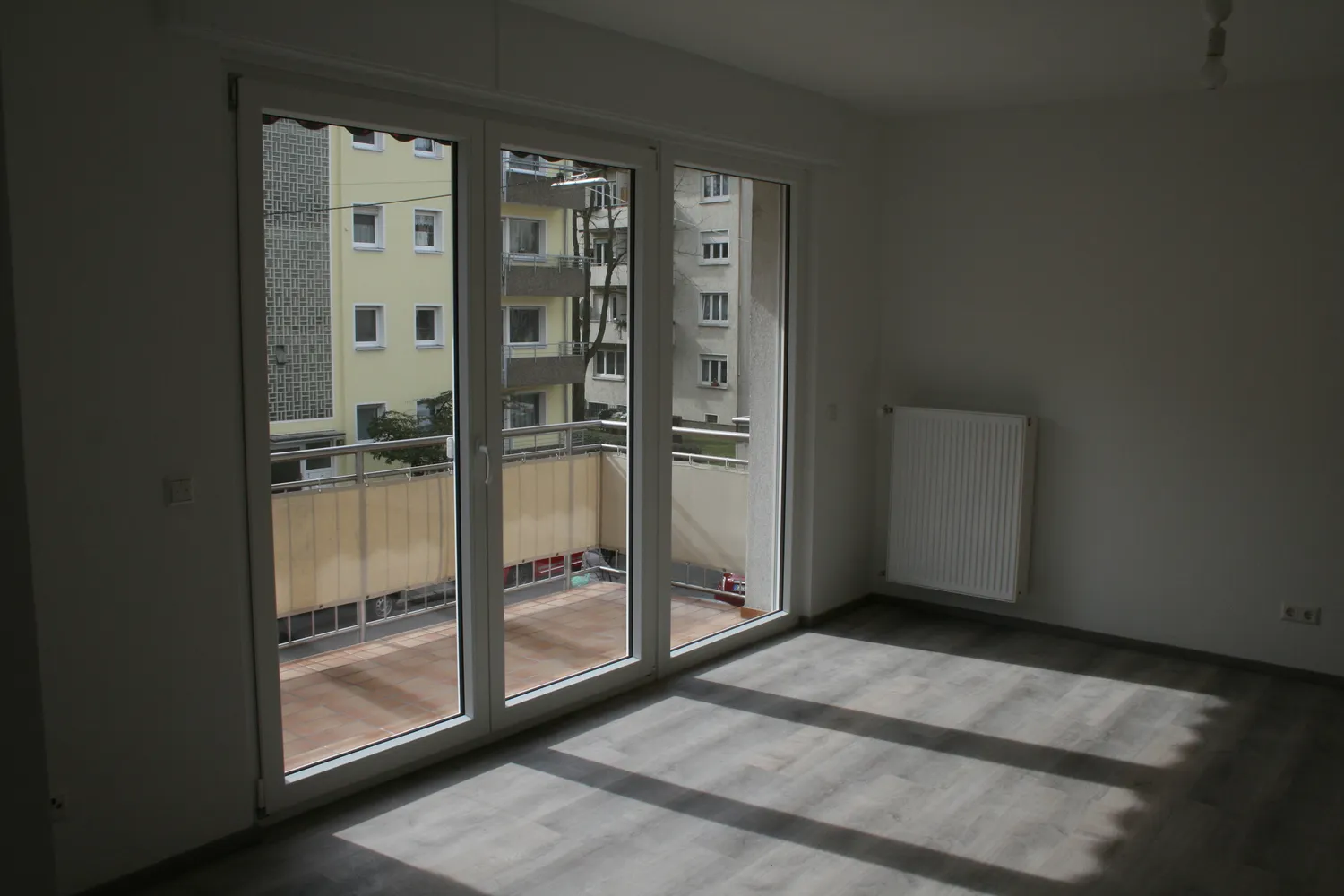 3 Zimmer Wohnung mit 82 m² in Karlsruhe – Bild 2