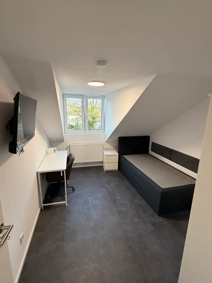 WG-Zimmer mit 60 m² in Düren – Bild 3