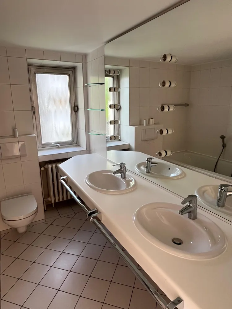 2 Zimmer Wohnung mit 70 m² in Düsseldorf – Bild 3