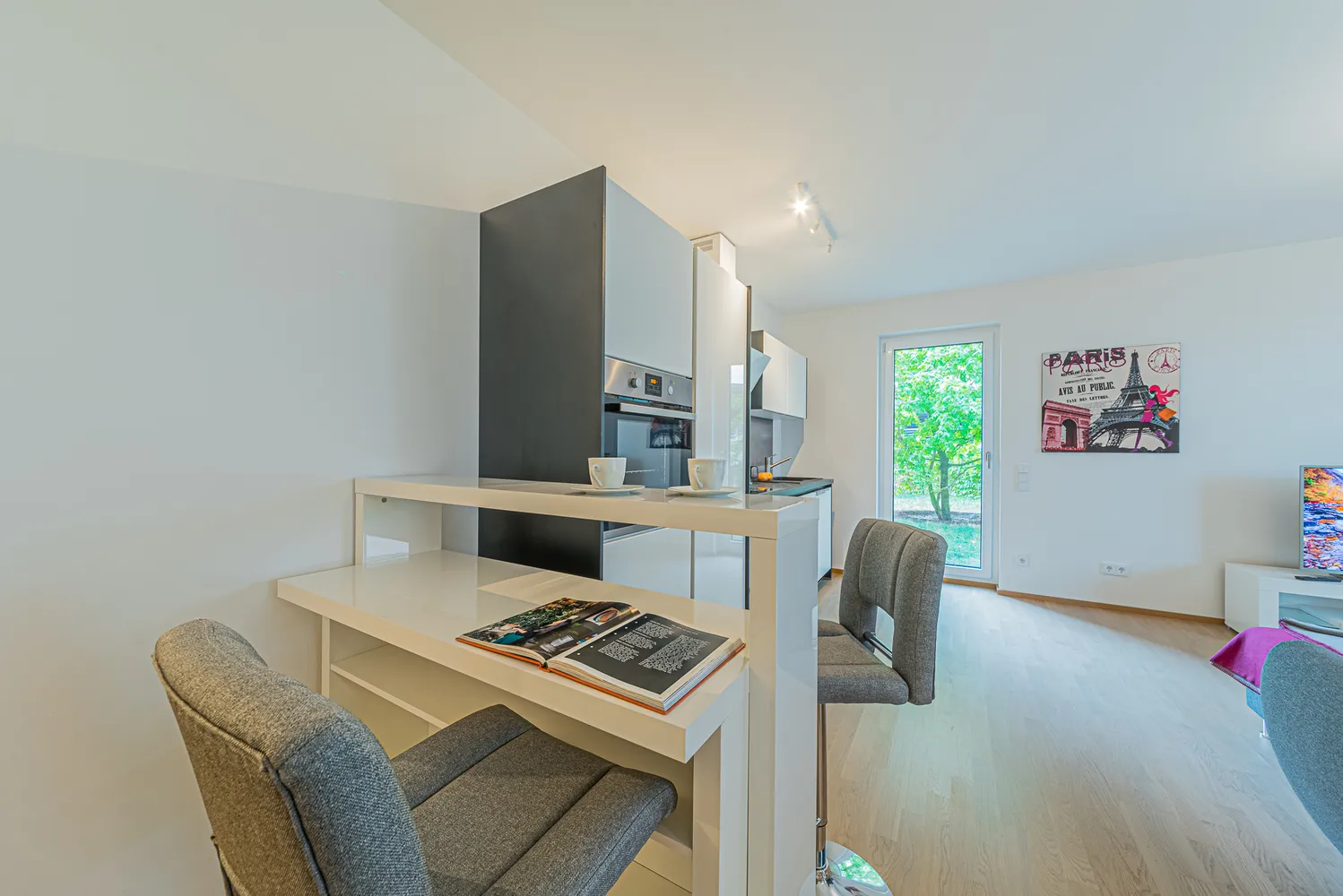 2 room apartment with 70 m² in Frankfurt am Main – Photo 8