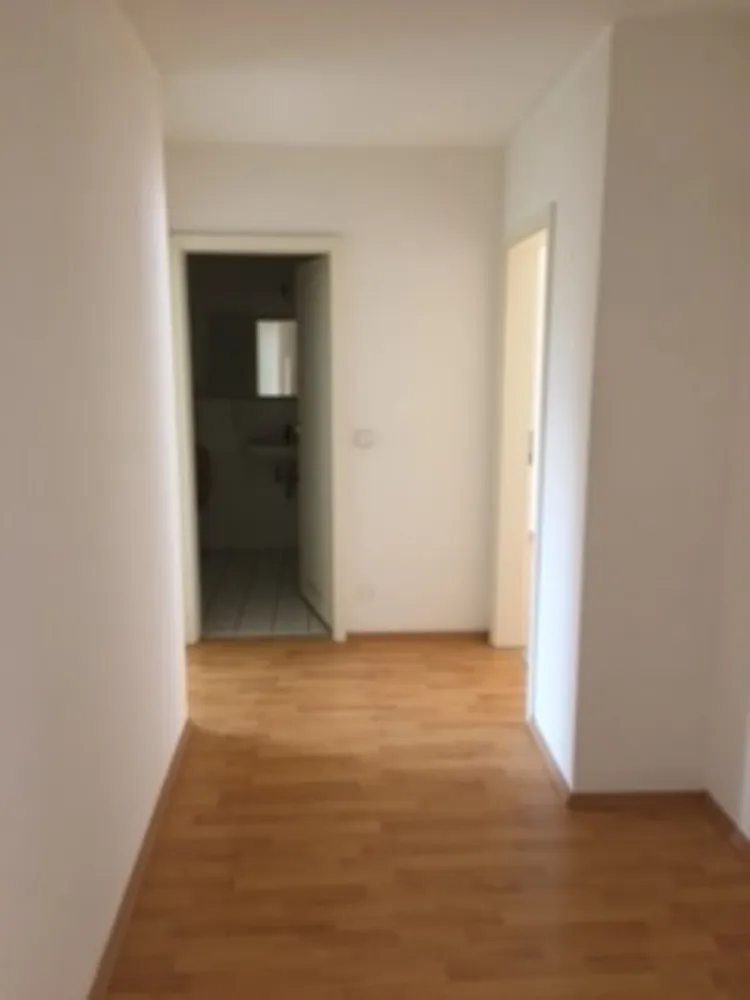 2 Zimmer Wohnung mit 55 m² in Halle (Saale) – Bild 2