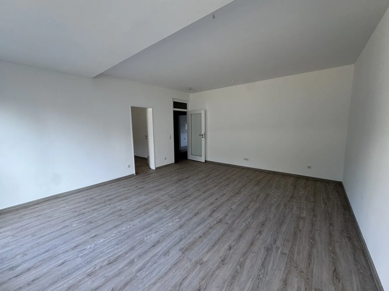 3 Zimmer Wohnung mit 69 m² in Hannover – Bild 2