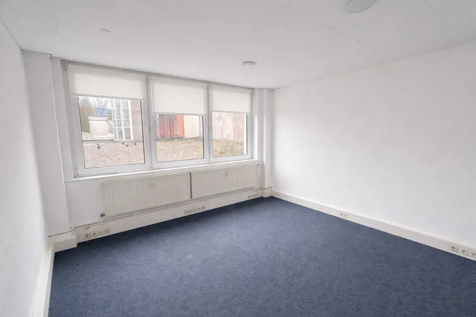 5 Zimmer Wohnung mit 175 m² in Bremerhaven – Bild 1