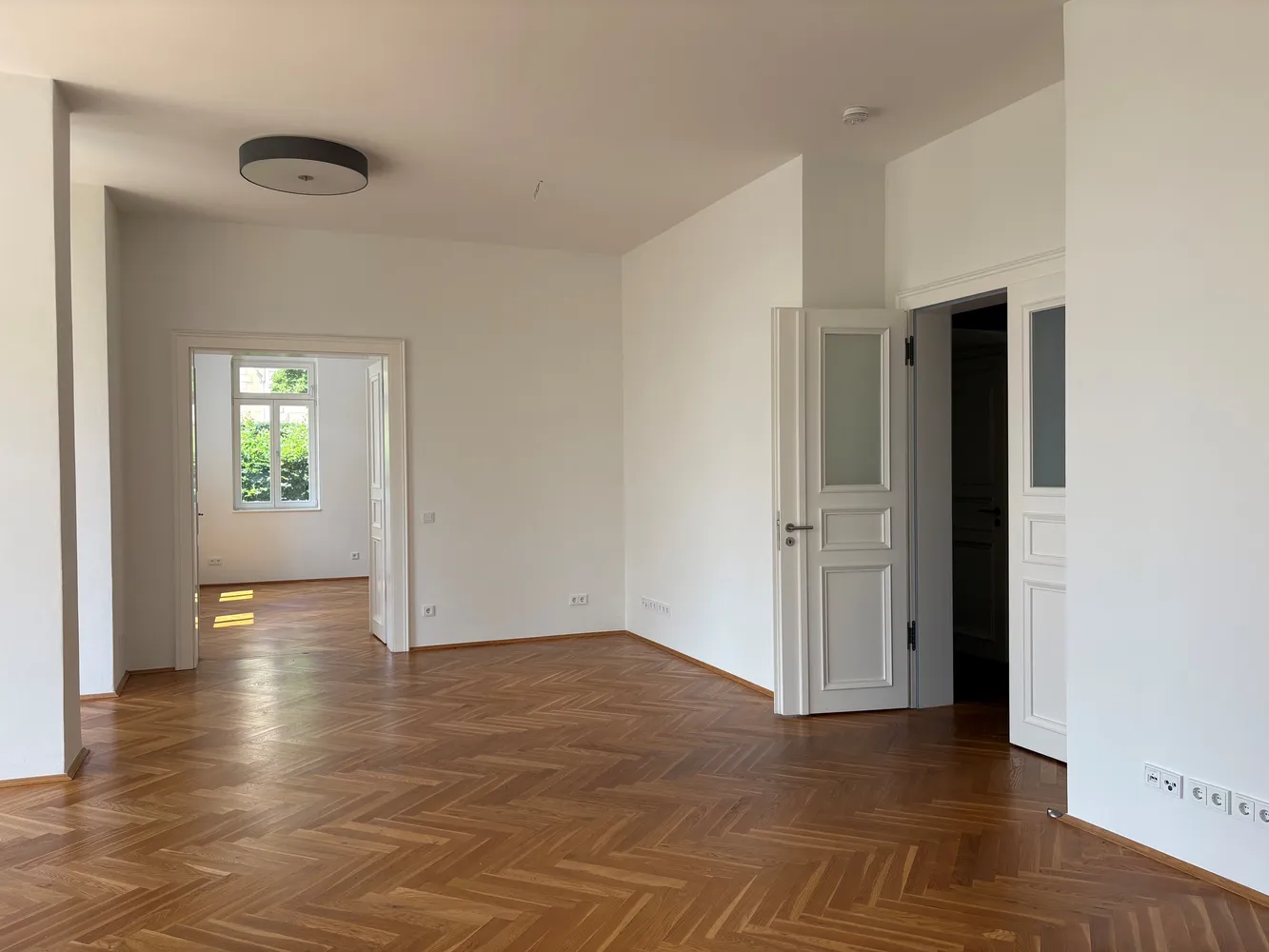 5 Zimmer Wohnung mit 202 m² in Dresden – Bild 11