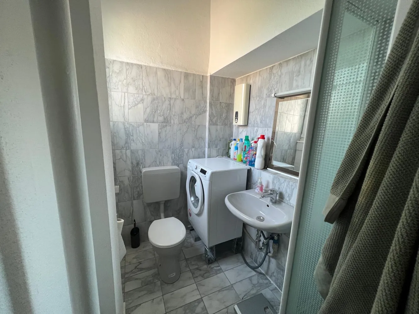 2 Zimmer Wohnung mit 30 m² in Karlsruhe – Bild 3