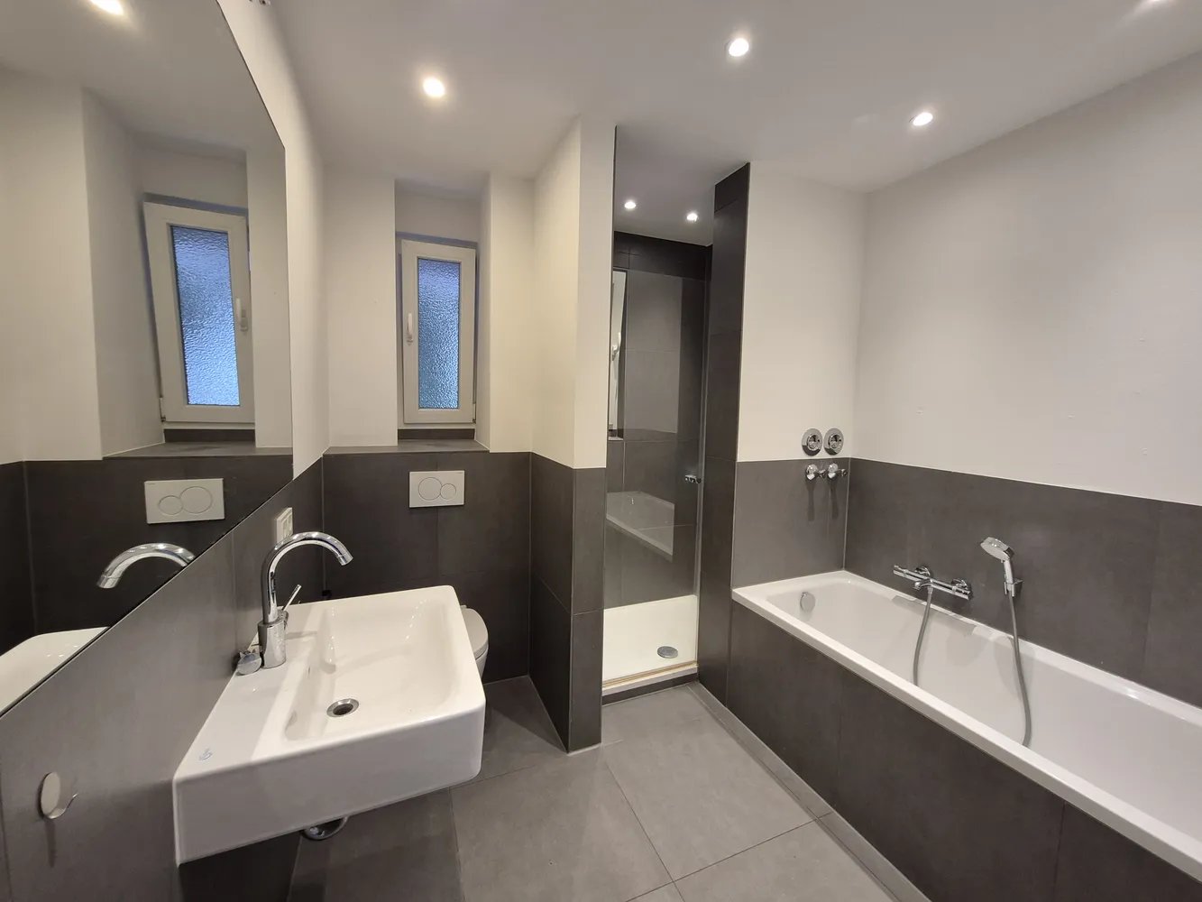 4 Zimmer Wohnung mit 107 m² in Köln – Bild 8
