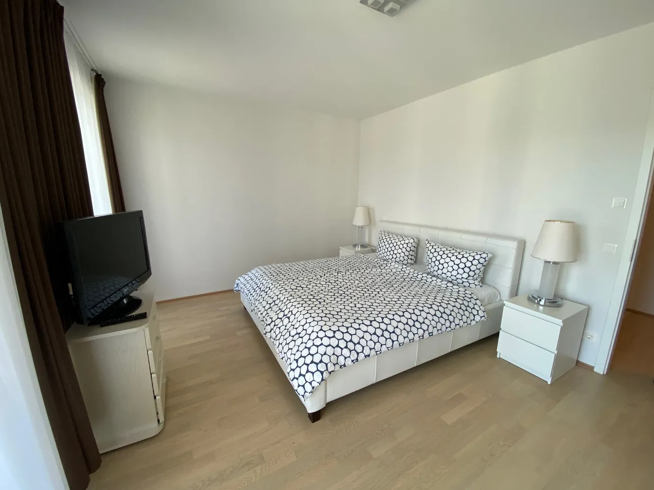 4 Zimmer Wohnung mit 102 m² in München – Bild 3