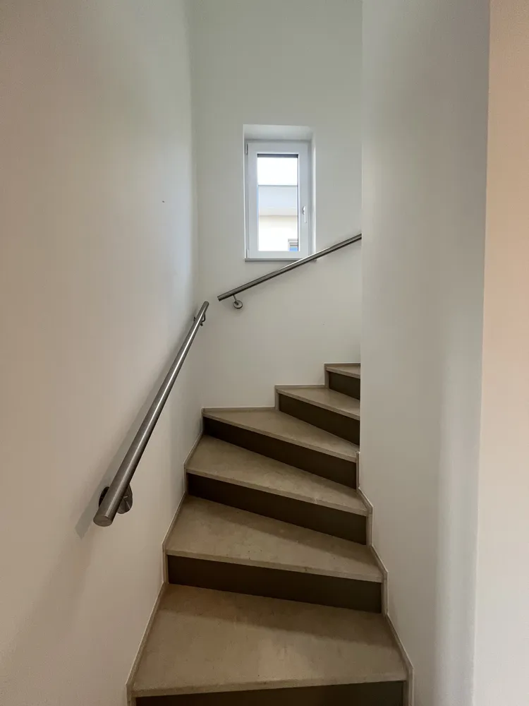 8 Zimmer Haus mit 240 m² in Wiesbaden – Bild 4