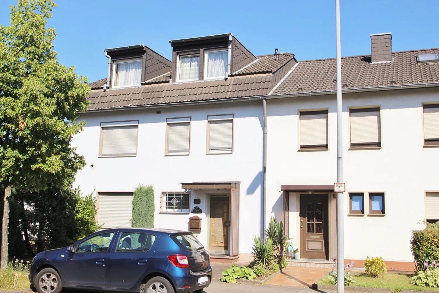 2 Zimmer Wohnung mit 75 m² in Hürth – Bild 1