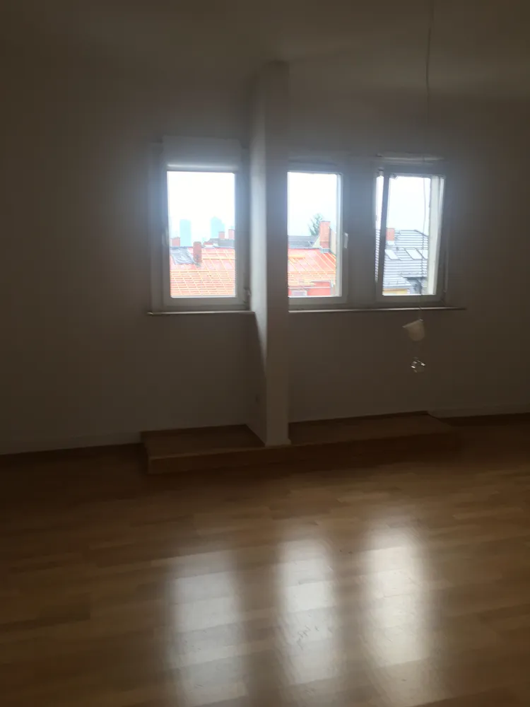 4 room apartment with 100 m² in Frankfurt am Main – Photo 9