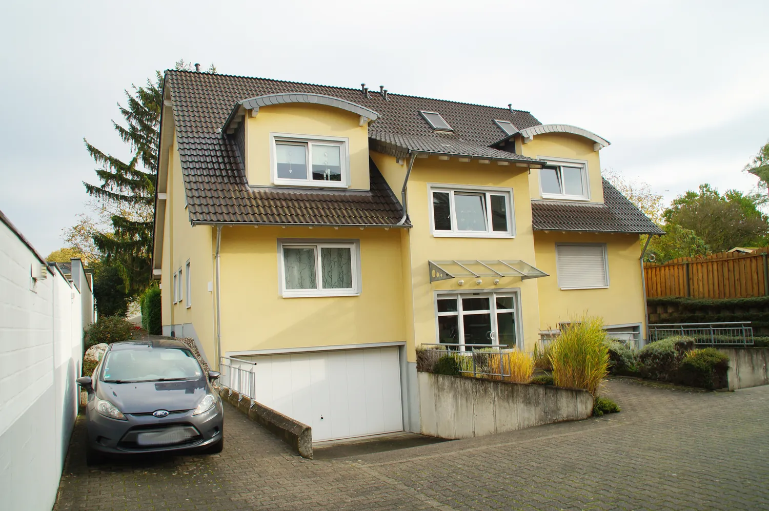 3 room apartment with 83 m² in Cologne – Photo 1