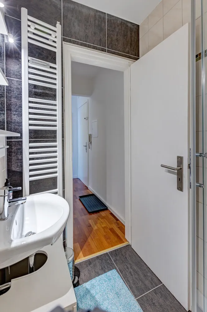 1 Zimmer Wohnung mit 35 m² in München – Bild 6