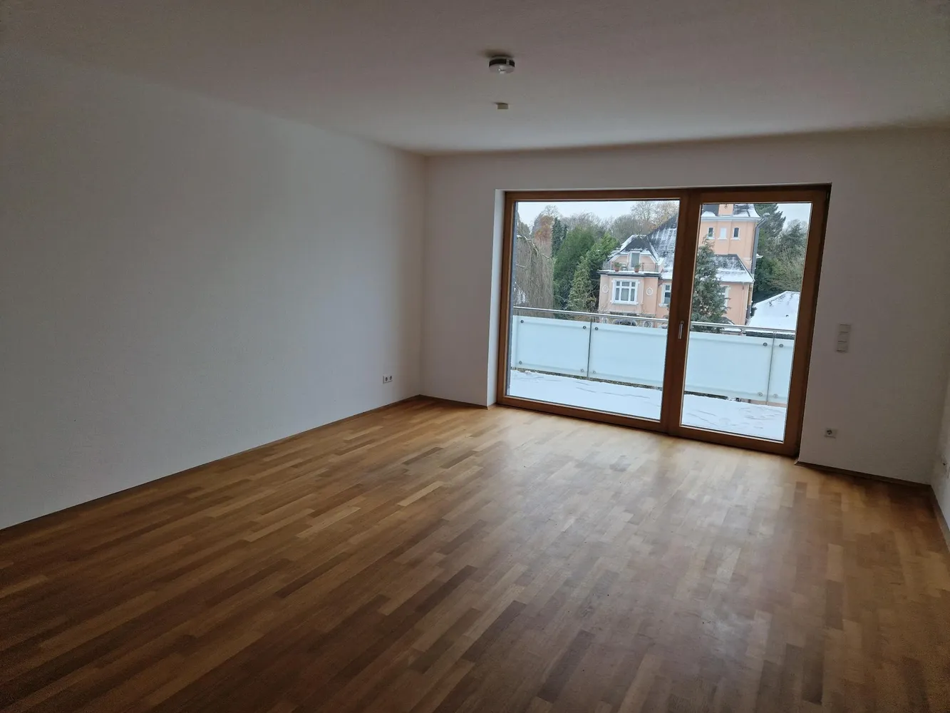 3 Zimmer Wohnung mit 93 m² in Krefeld – Bild 1