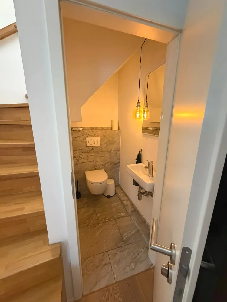 2 room apartment with 80 m² in Cologne – Photo 10