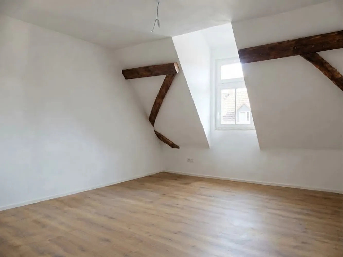 4 Zimmer Wohnung mit 100 m² in Bruchsal – Bild 9